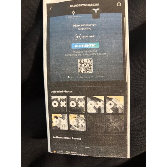 Marcelo Burlon County Of Milan Black Sweatshirt With Graphic Feather Detail - Picture 7 of 7